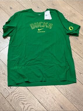 Men’s Nike Oregon Ducks green Dri-Fit Tee. XXL. NWT! Never worn!